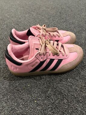 adidas Kids size 3 Pink Sneakers with Black Three Stripes